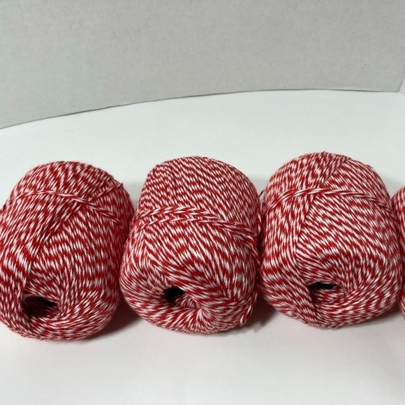 12 Aunt Lydia's Baker's Cotton Crochet Thread Red - Picture 10 of 13